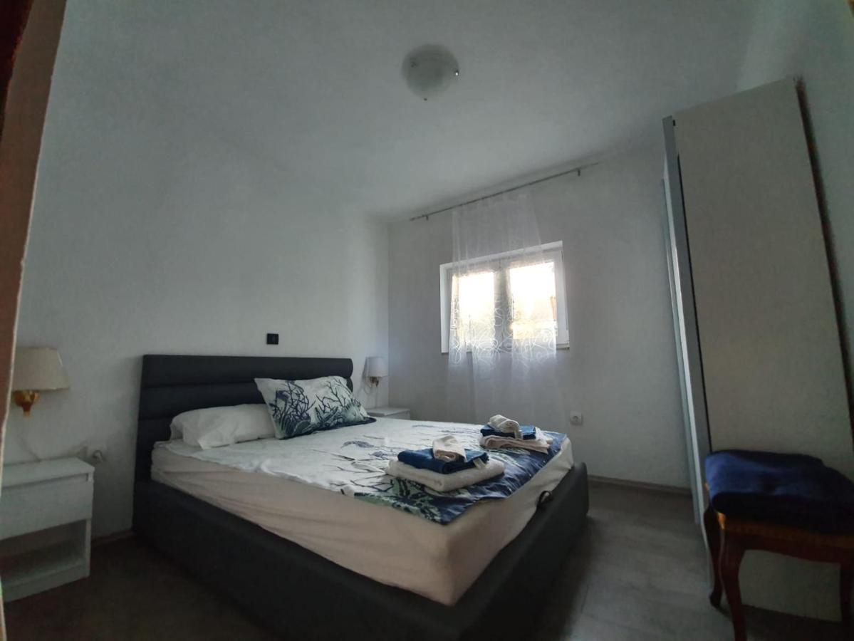 Apartmani Lucija Maslenica Exterior photo