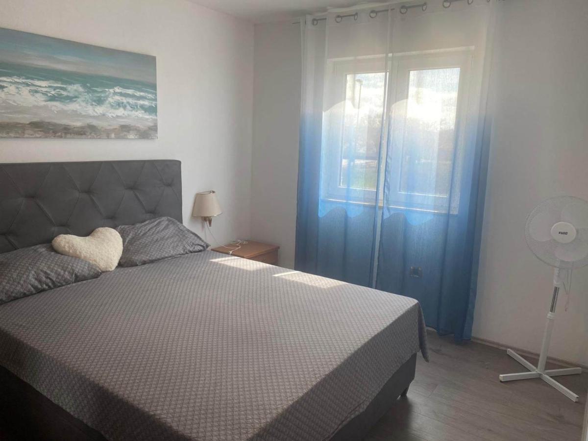 Apartmani Lucija Maslenica Exterior photo